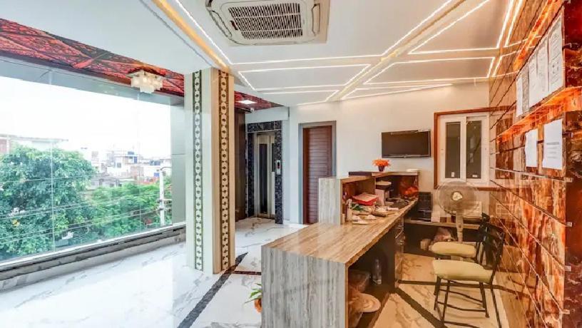 Hotel Mansa Kanpur Dış mekan fotoğraf