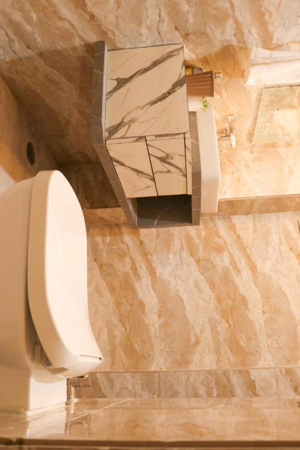 Hotel Mansa Kanpur Dış mekan fotoğraf